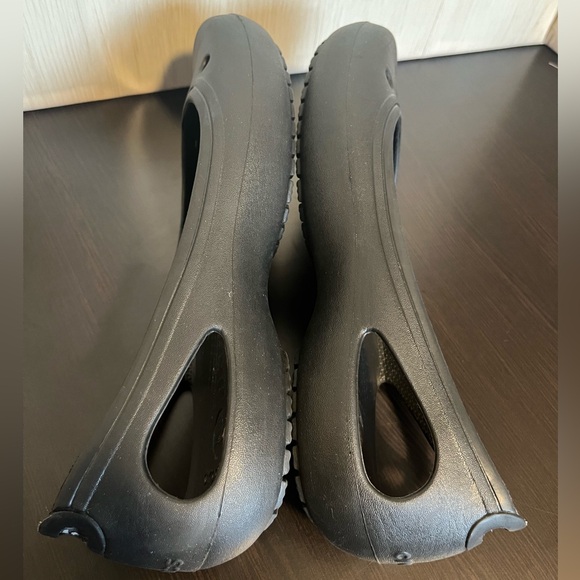 Crocs Kadee Black Slip On Ballet Flats Women’s 7 Comfort Minimalist Office Basic - Picture 7 of 9